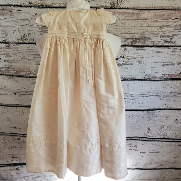 New Size 3M Silk Ivory Christening Gown - Picture 4 of 11
